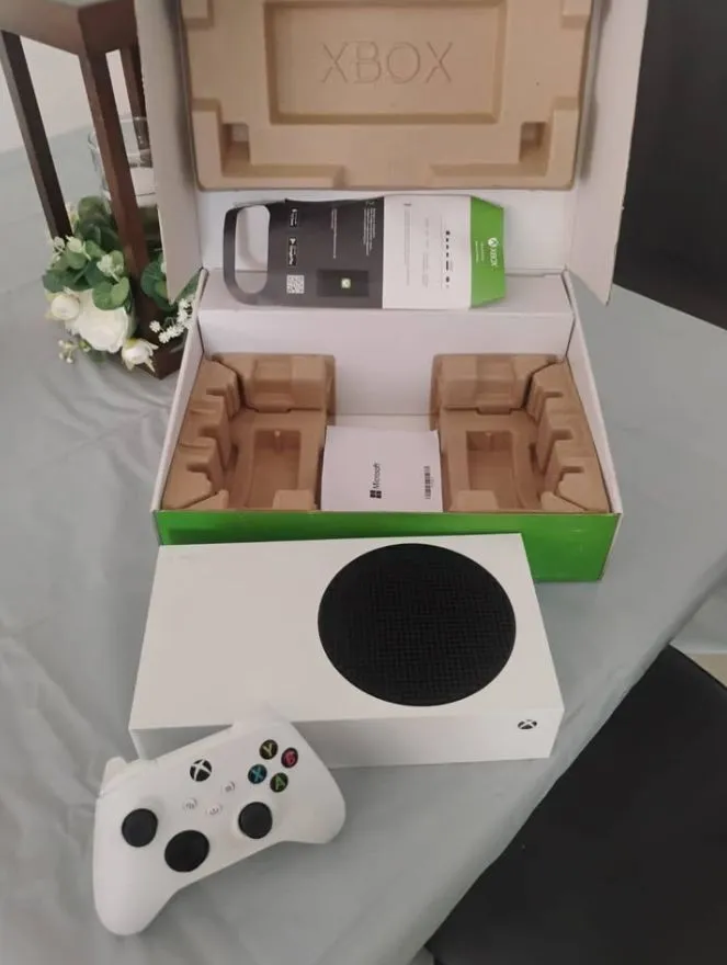 🎮 ¡Como Nueva! Xbox Series S 512GB SSD ✨ + 2 Controles Originales 🎮 + Juegos Digitales Incluidos