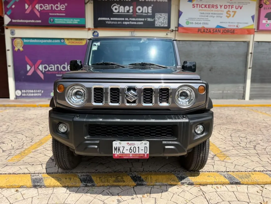 SUZUKI JIMNY GLX 2026 5 PUERTAS 4X4 AUTOMÁTICA