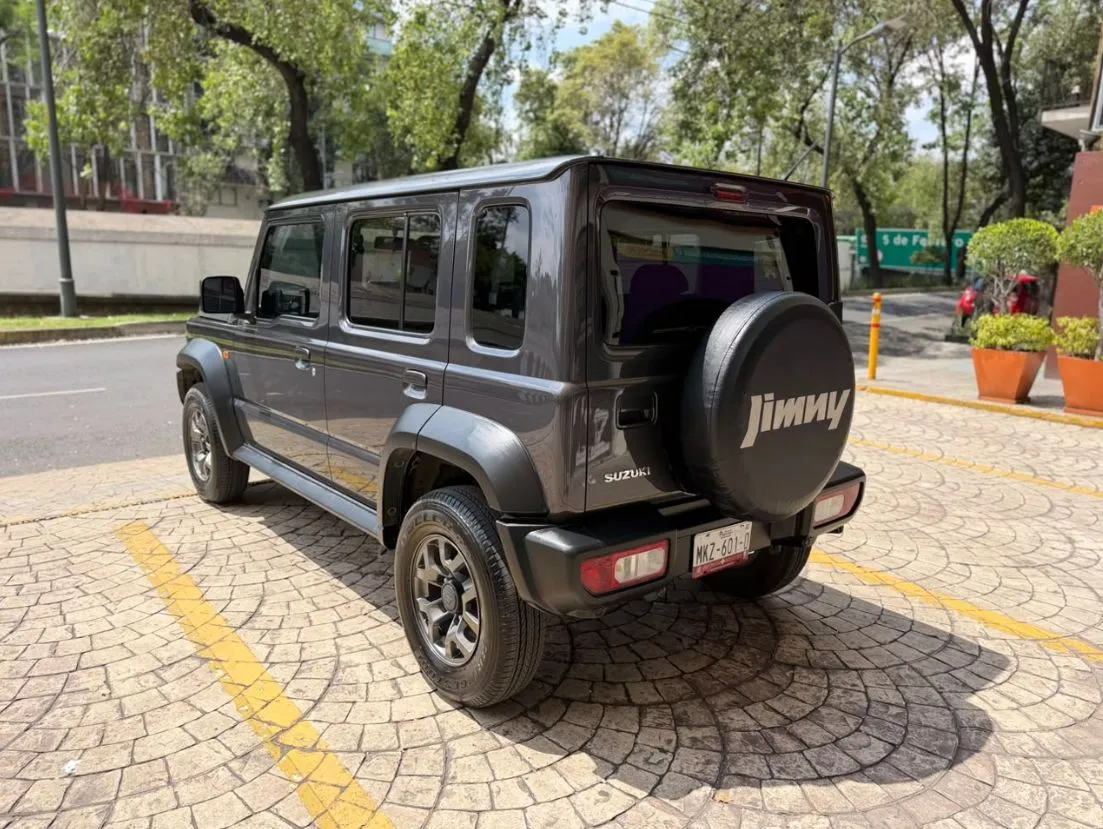 SUZUKI JIMNY GLX 2026 5 PUERTAS 4X4 AUTOMÁTICA