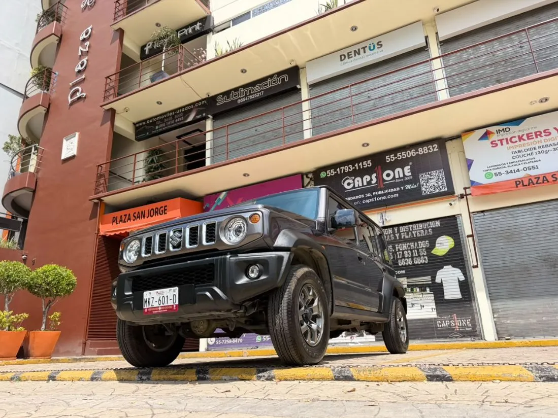 SUZUKI JIMNY GLX 2026 5 PUERTAS 4X4 AUTOMÁTICA