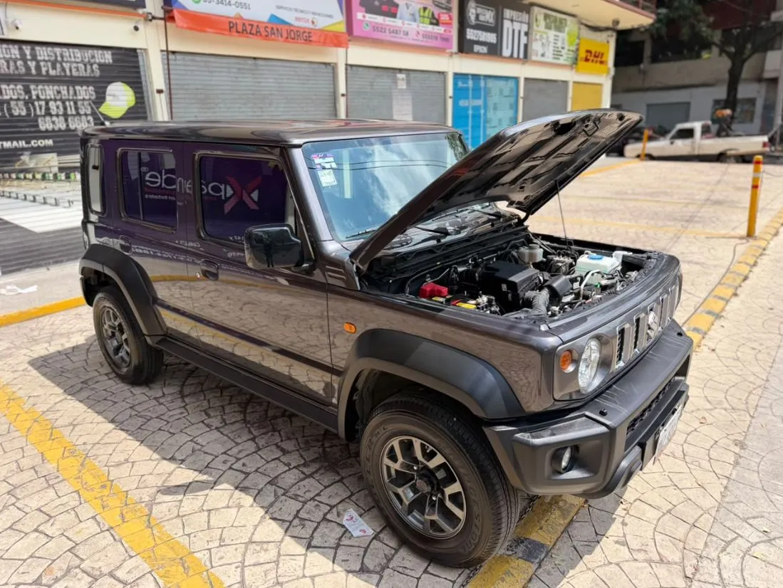 SUZUKI JIMNY GLX 2026 5 PUERTAS 4X4 AUTOMÁTICA