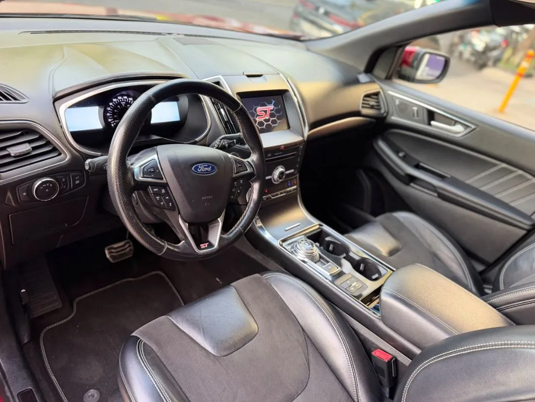 FORD EDGE ST 2019