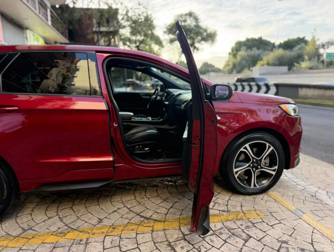 FORD EDGE ST 2019