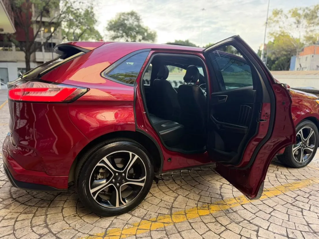 FORD EDGE ST 2019