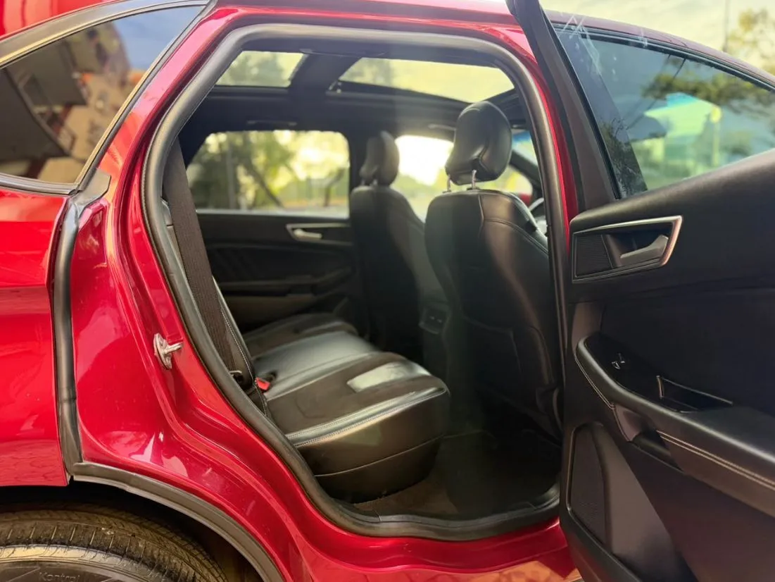FORD EDGE ST 2019