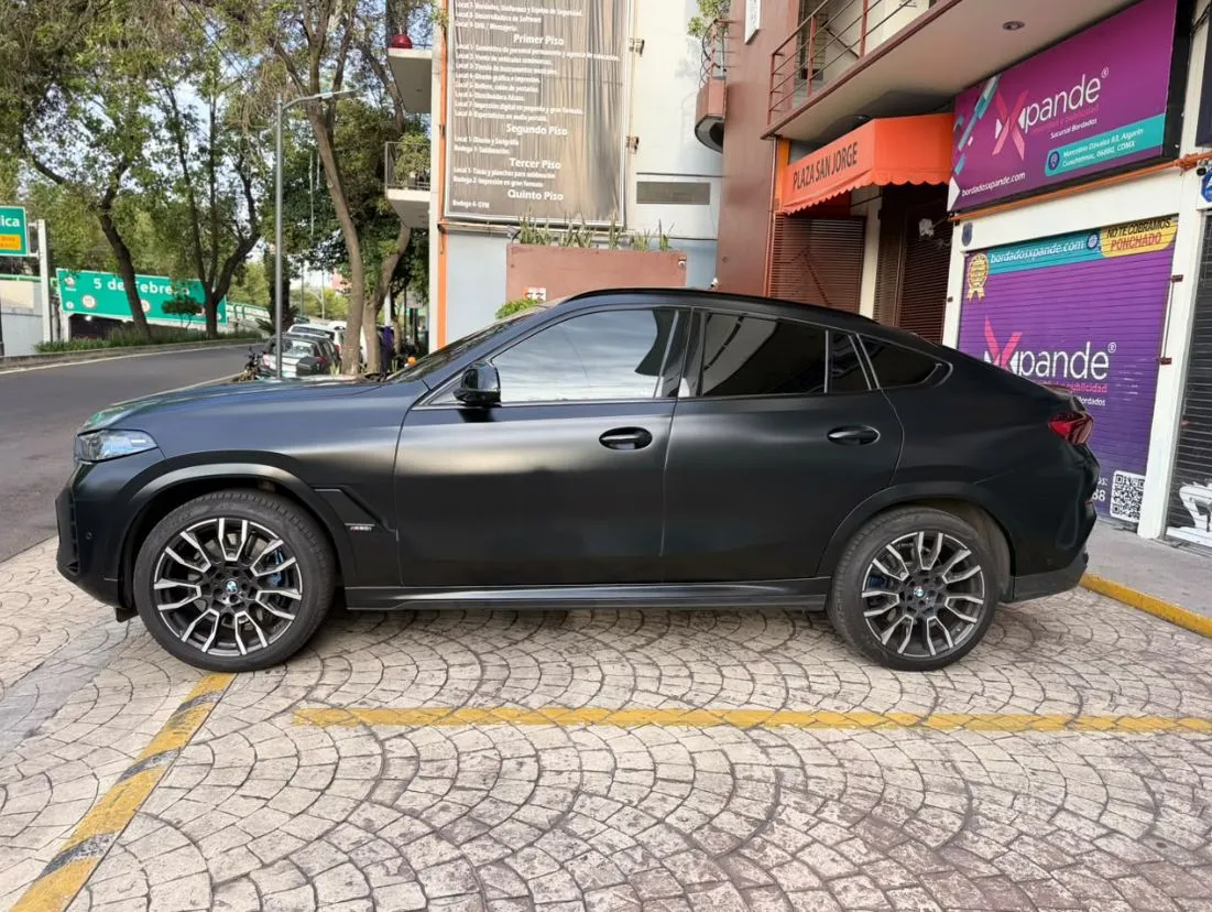 BMW X6 M60I TWINPOWER TURBO MILD HYBRID 2025