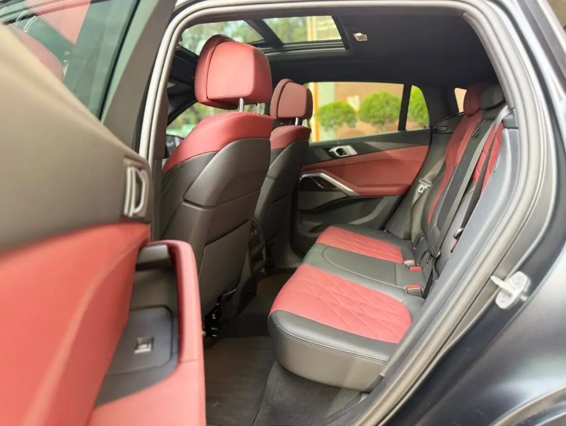 BMW X6 M60I TWINPOWER TURBO MILD HYBRID 2025