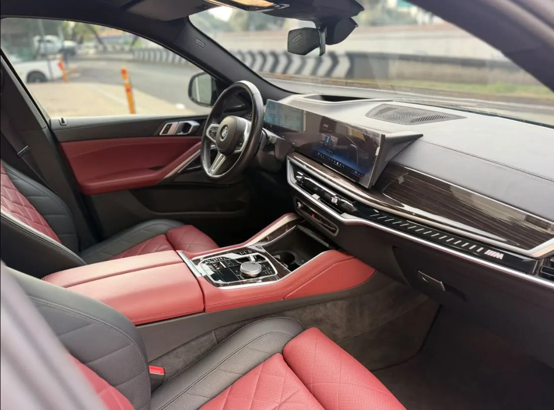 BMW X6 M60I TWINPOWER TURBO MILD HYBRID 2025