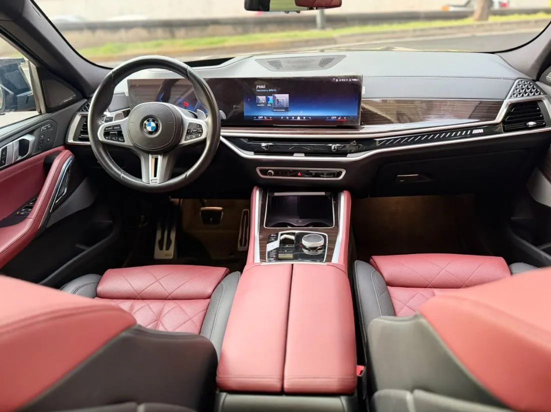 BMW X6 M60I TWINPOWER TURBO MILD HYBRID 2025