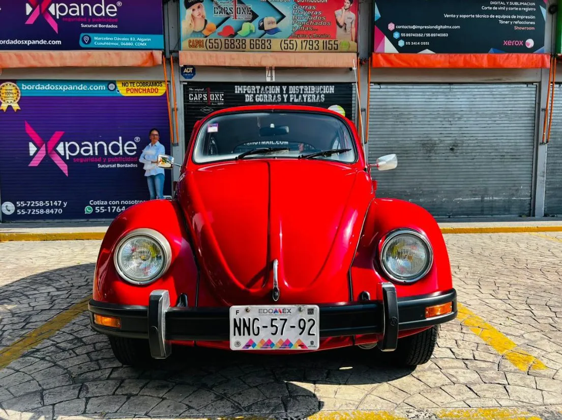 VOLKSWAGEN SEDÁN BOCHO 1992