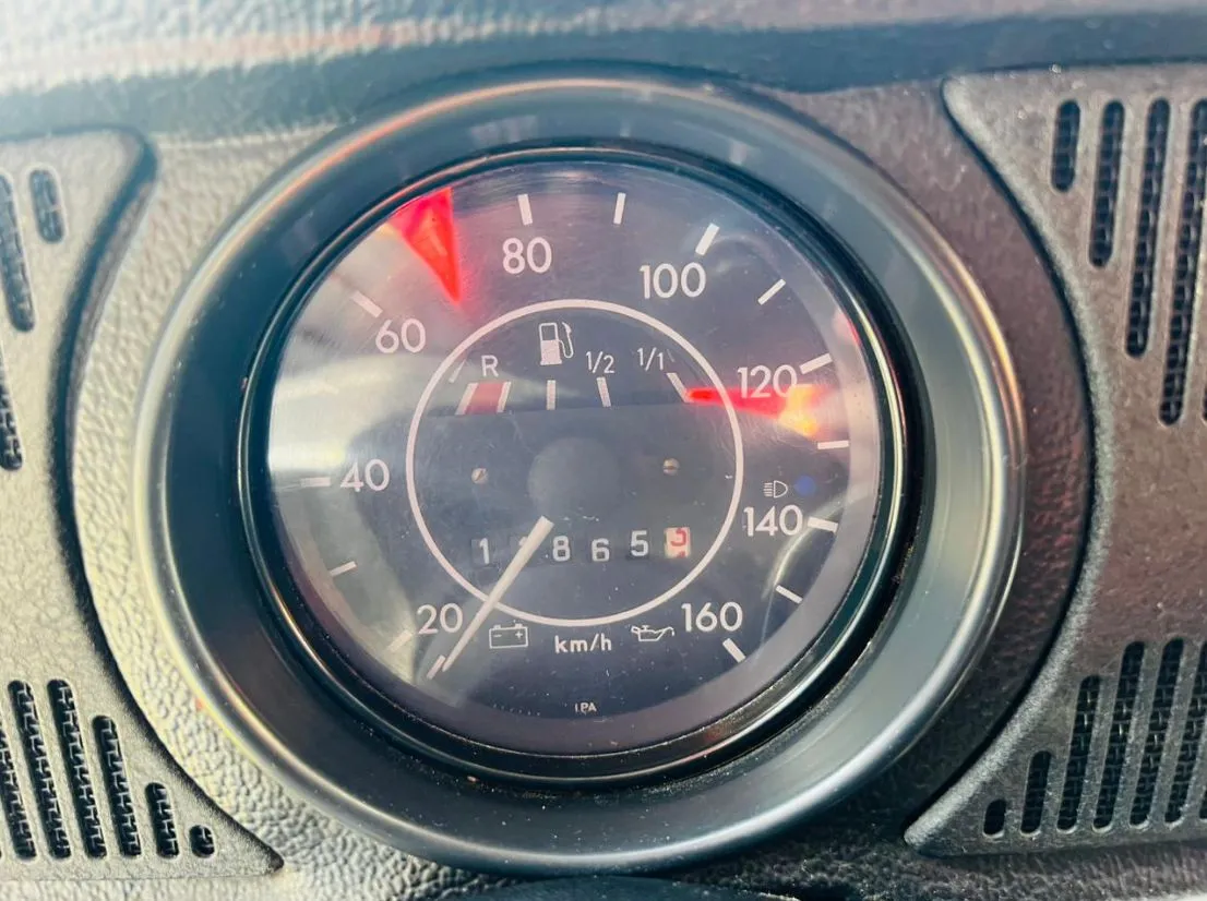 VOLKSWAGEN SEDÁN BOCHO 1992