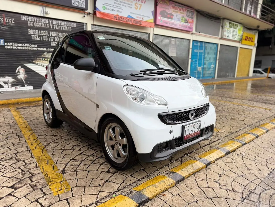 SMART FORTWO COUPÉ MHD 2013