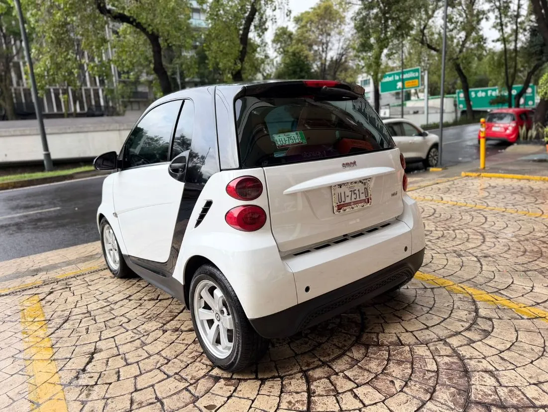 SMART FORTWO COUPÉ MHD 2013