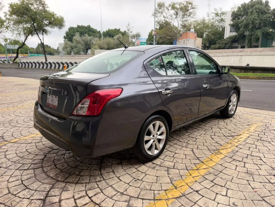 VERSA ADVANCE 2017 AUTOMÁTICO