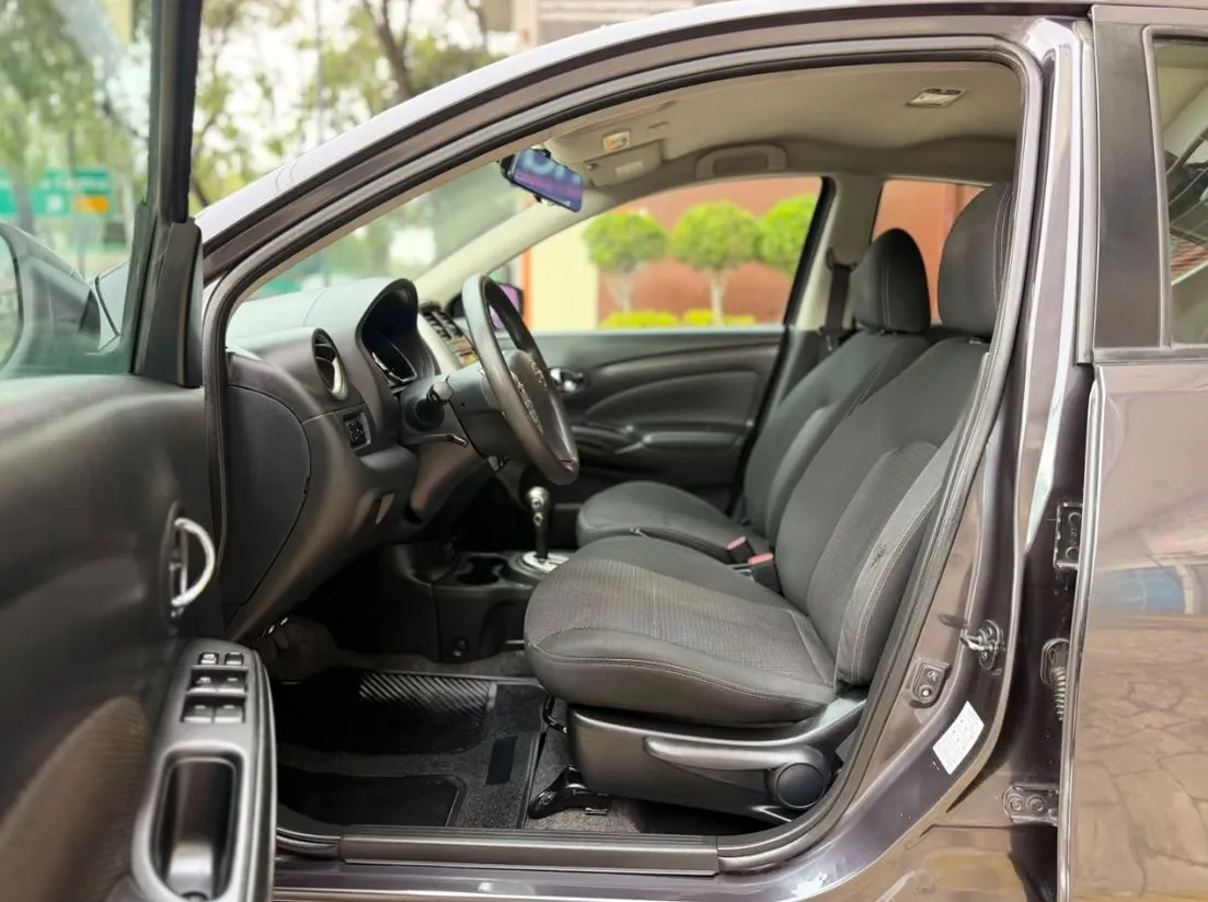 VERSA ADVANCE 2017 AUTOMÁTICO
