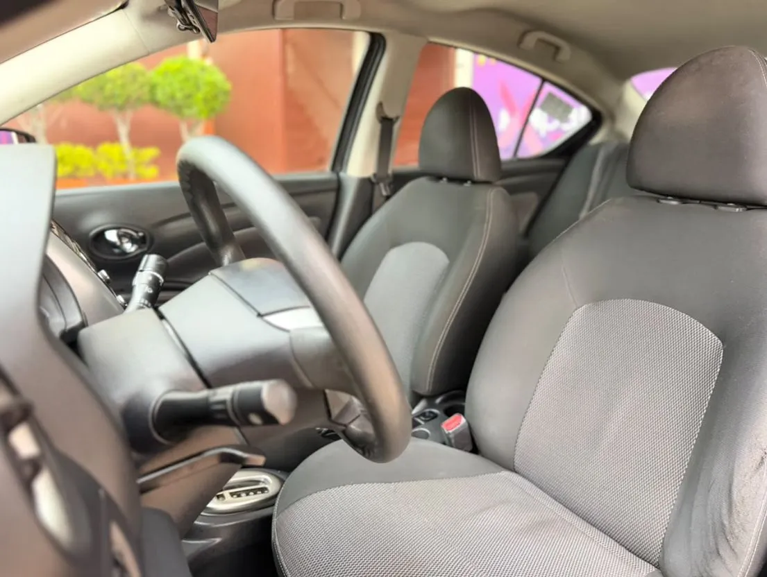 VERSA ADVANCE 2017 AUTOMÁTICO