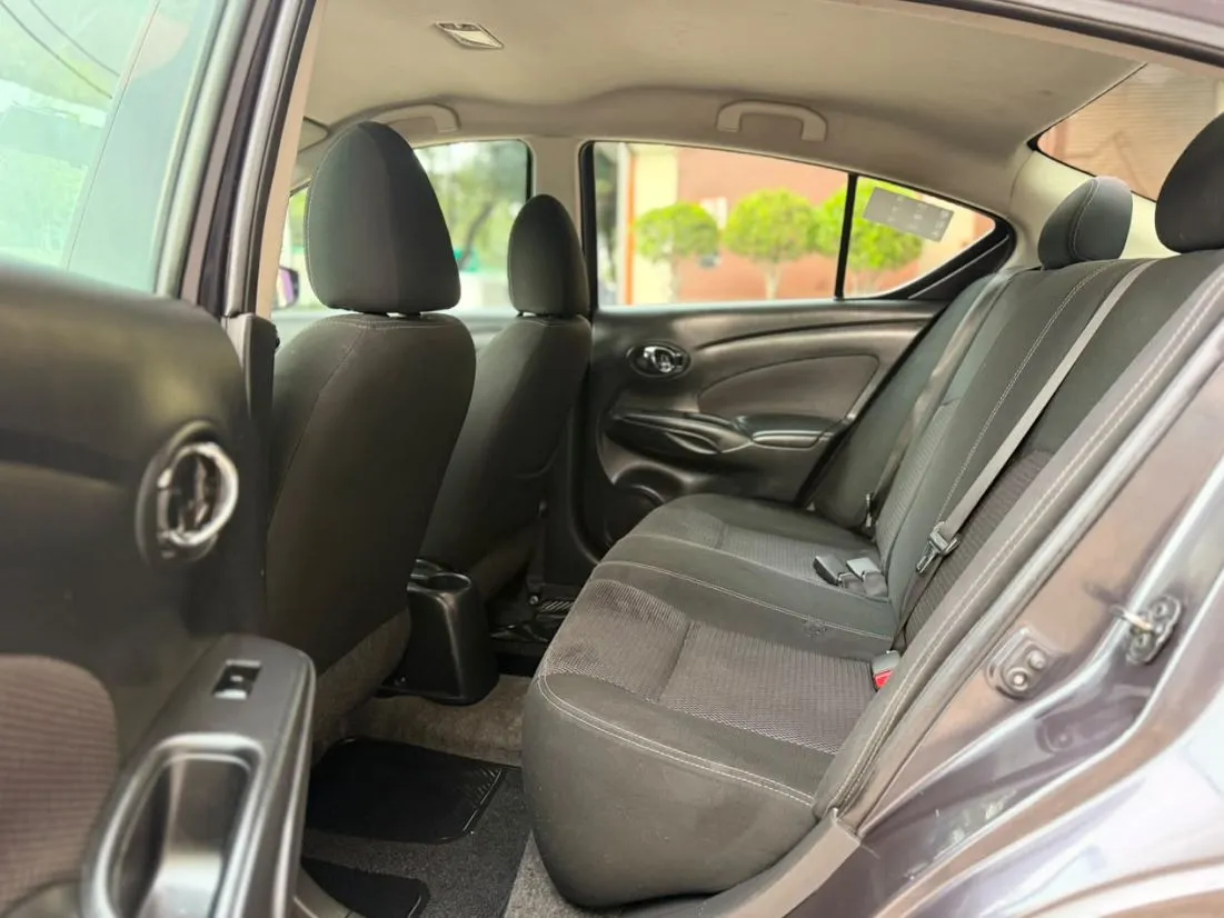 VERSA ADVANCE 2017 AUTOMÁTICO