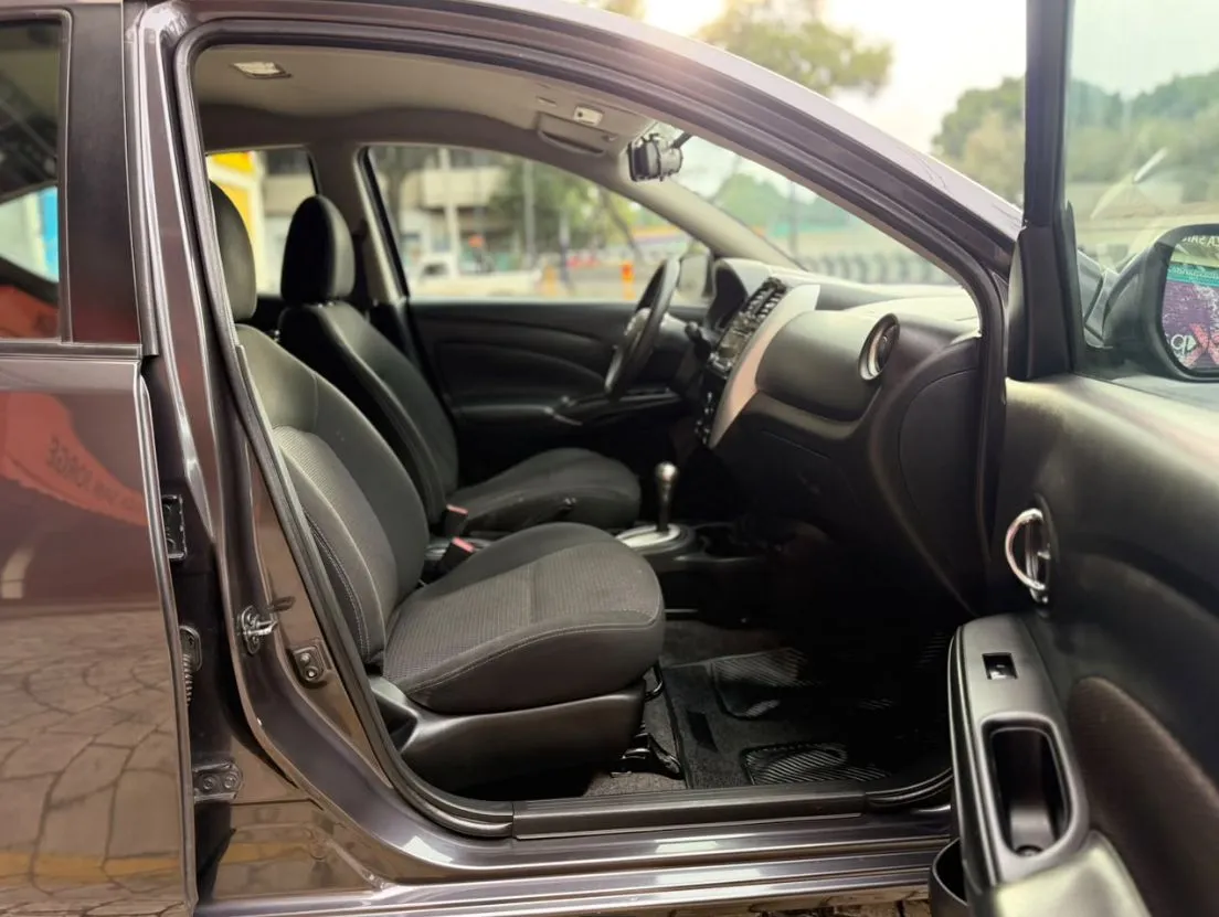 VERSA ADVANCE 2017 AUTOMÁTICO