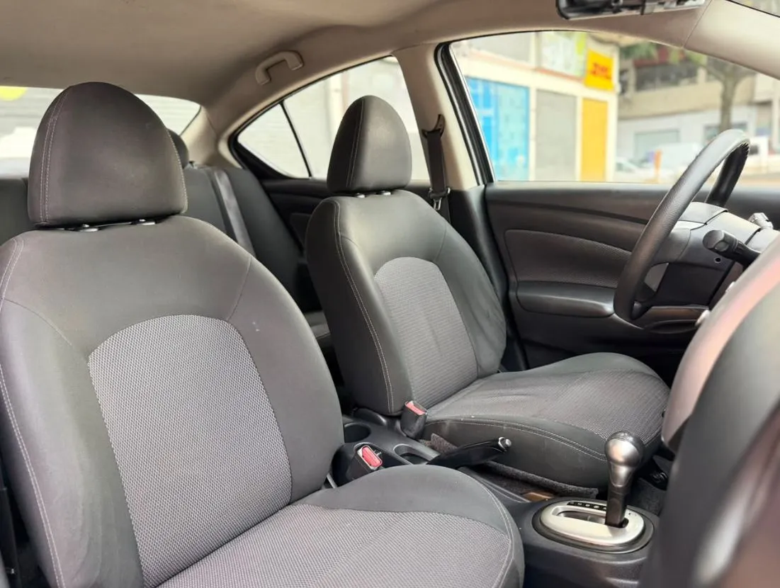 VERSA ADVANCE 2017 AUTOMÁTICO