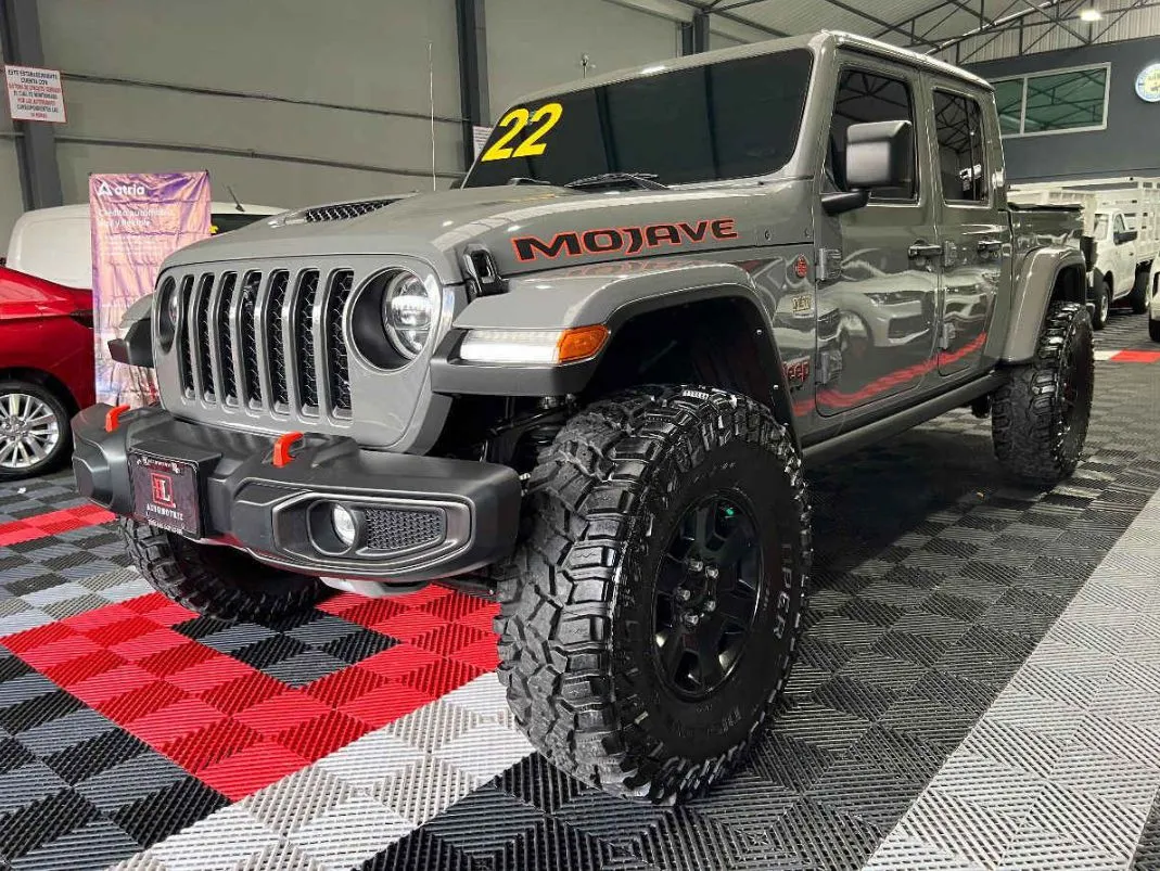 Jeep JT/Gladiator 2022 5p Mojave V6/3.6 Aut.