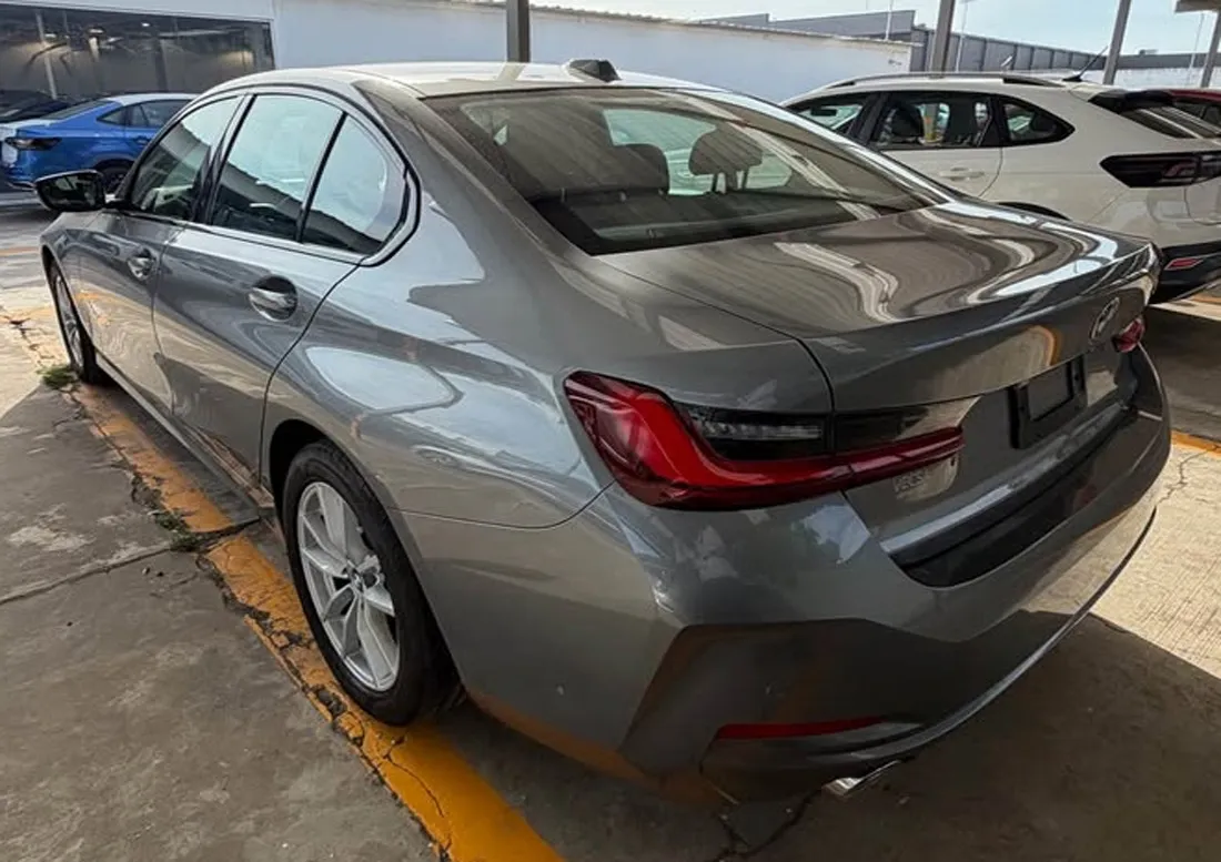 2️⃣0️⃣2️⃣4️⃣ 𝐁𝐌𝐖 𝟑𝟐𝟎𝐢 𝐒𝐞𝐝𝐚𝐧 𝐀𝐔𝐓 (29,000 km.)
