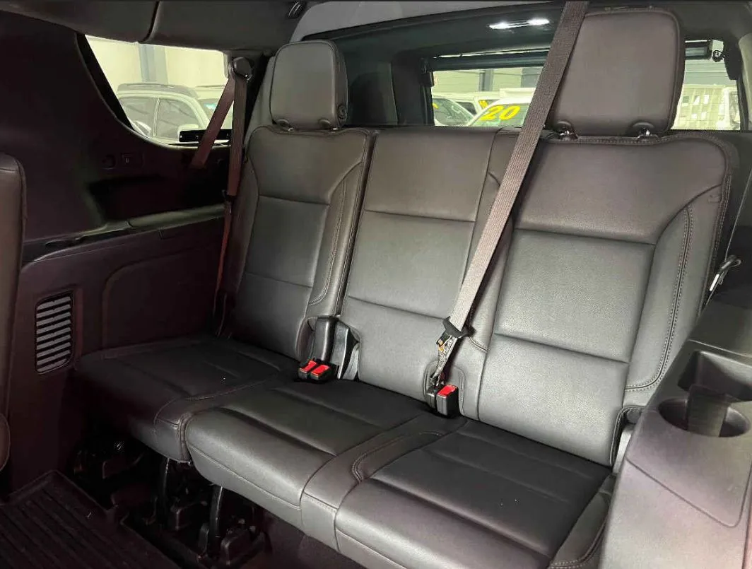 Chevrolet Suburban 2025
