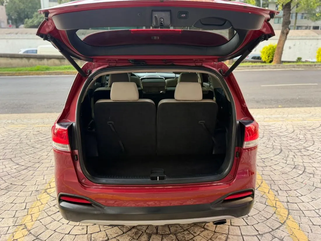 KIA SORENTO EX PACK 2016 (3 FILAS DE ASIENTOS)