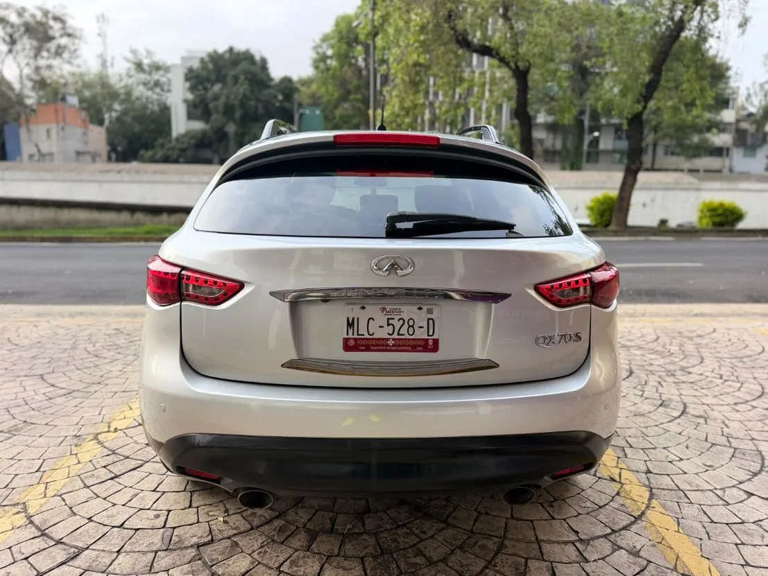 INFINITI QX70 SPORT 2020
