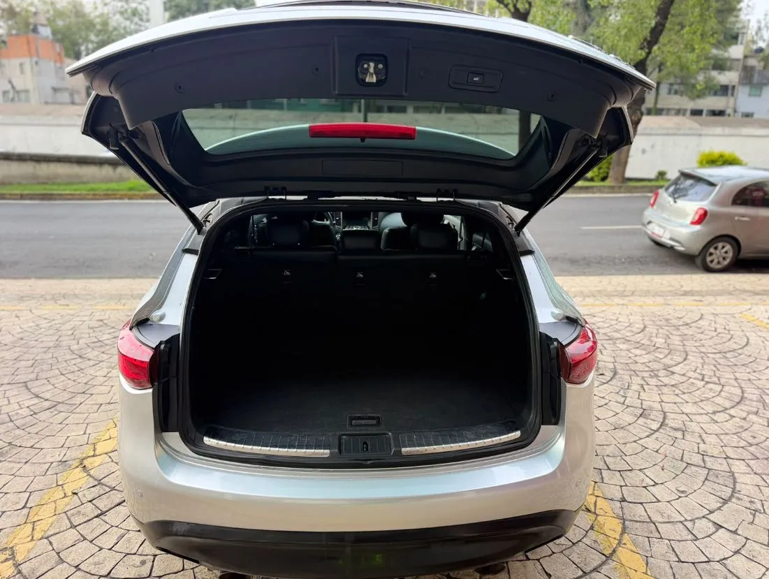 INFINITI QX70 SPORT 2020