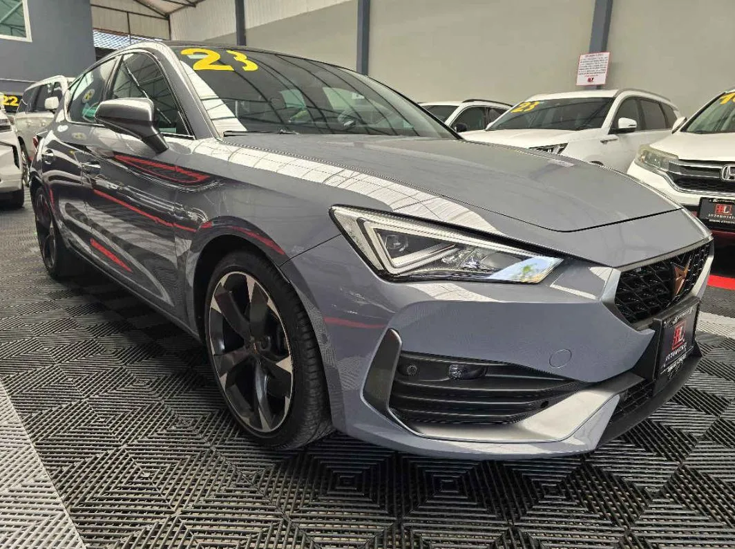 Cupra Leon 2023 5p Cupra 245 L4/2.0/T Aut. 84,000kl