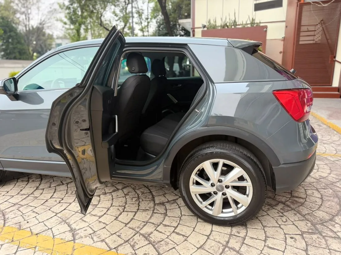 AUDI Q2 2020 35 TFSI STRONIC DYNAMIC