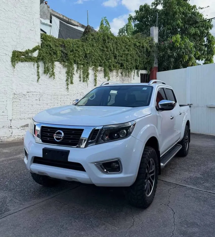 Nissan Frontier 2020 Manual | 55,150 km | Pickup Impecable con Enganche desde $20,000