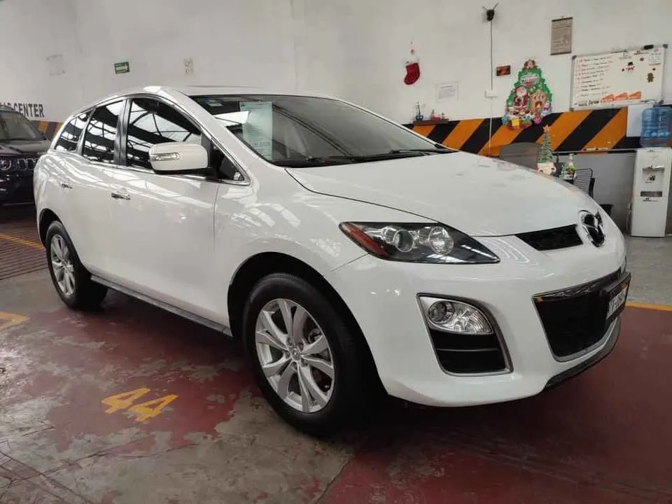 Mazda CX-7 2012 Automática | 97,345 km | SUV Elegante con Enganche desde $20,000