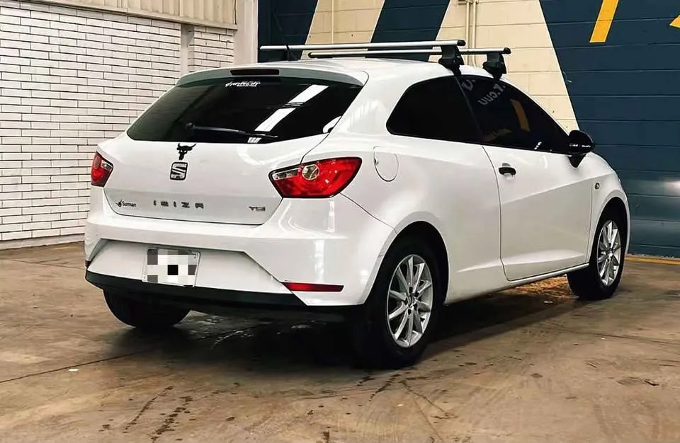 SEAT Ibiza 2015 Manual | Hatchback Deportivo y Económico con Enganche desde $20,000