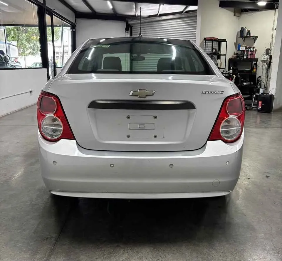 Chevrolet Sonic 2015 Manual | 101,000 km | Auto Eficiente con Enganche desde $20,000