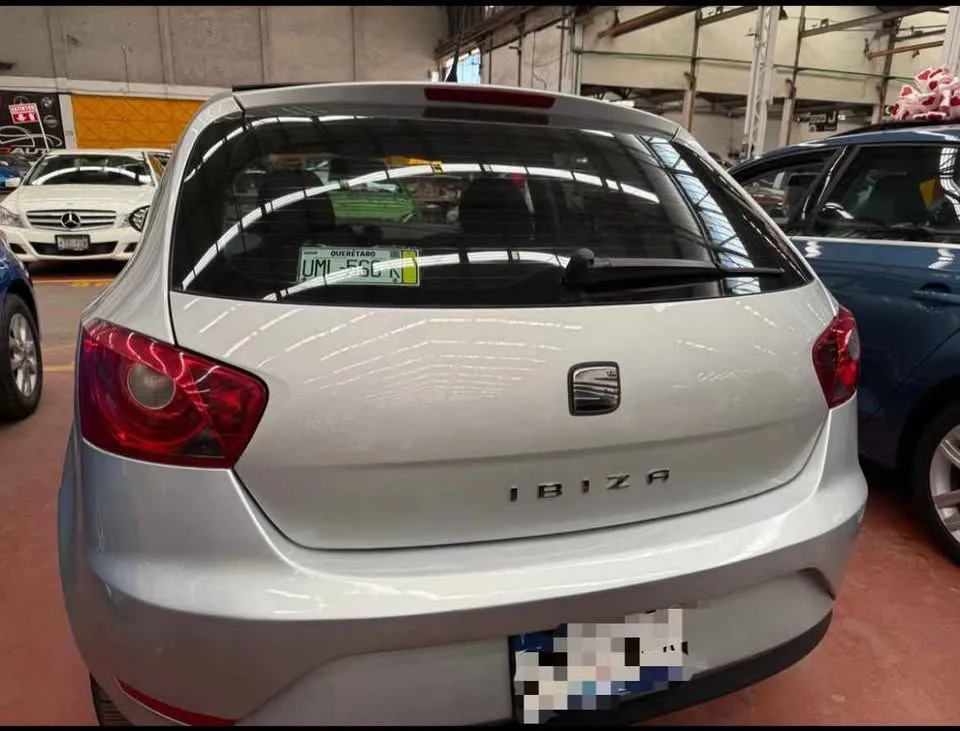 SEAT Ibiza 2013 | ¡Tu Cómplice de Viaje con Enganche Bajo!