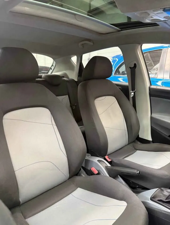 SEAT Ibiza 2013 | ¡Tu Cómplice de Viaje con Enganche Bajo!