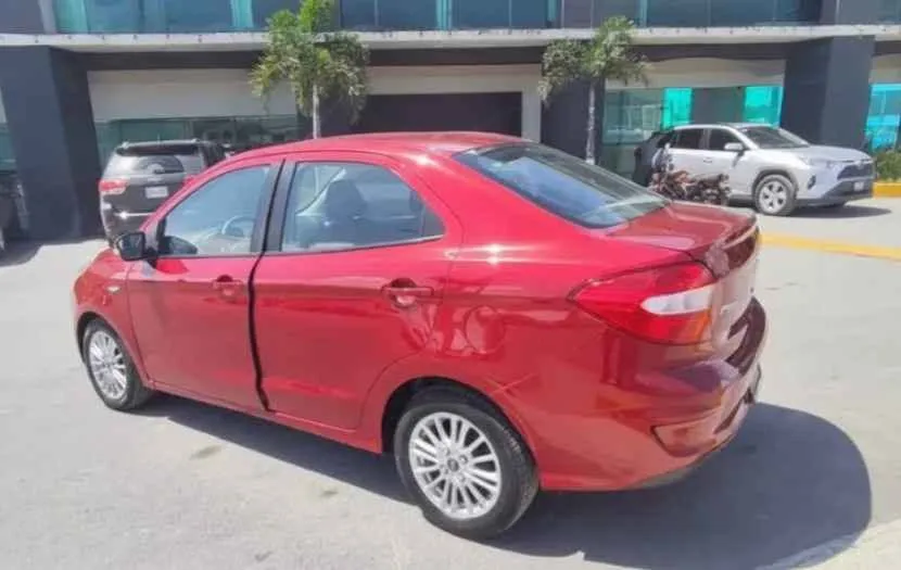 Ford Figo Titanium 2021 | ¡Top de Gama, Equipado y Ahorrador!