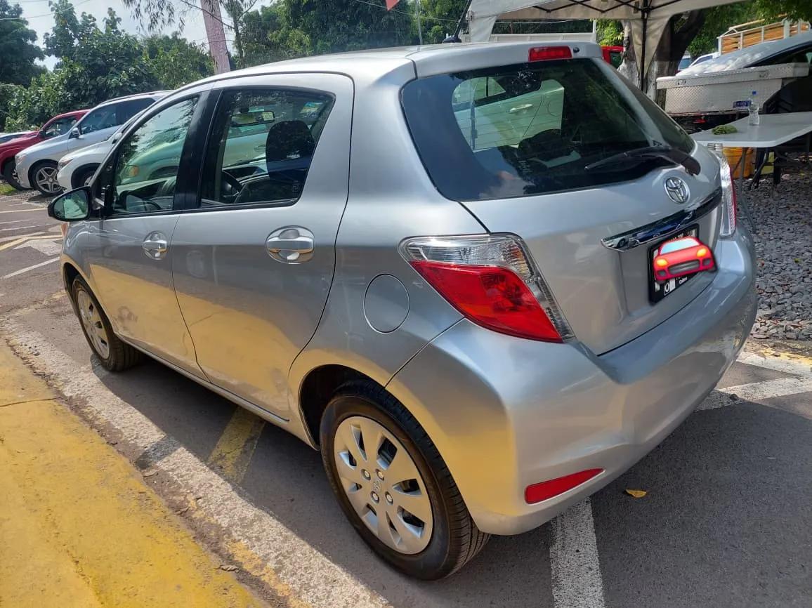 🚨🚨ATENCIÓN SE VENDE BONITO YARIS 2014