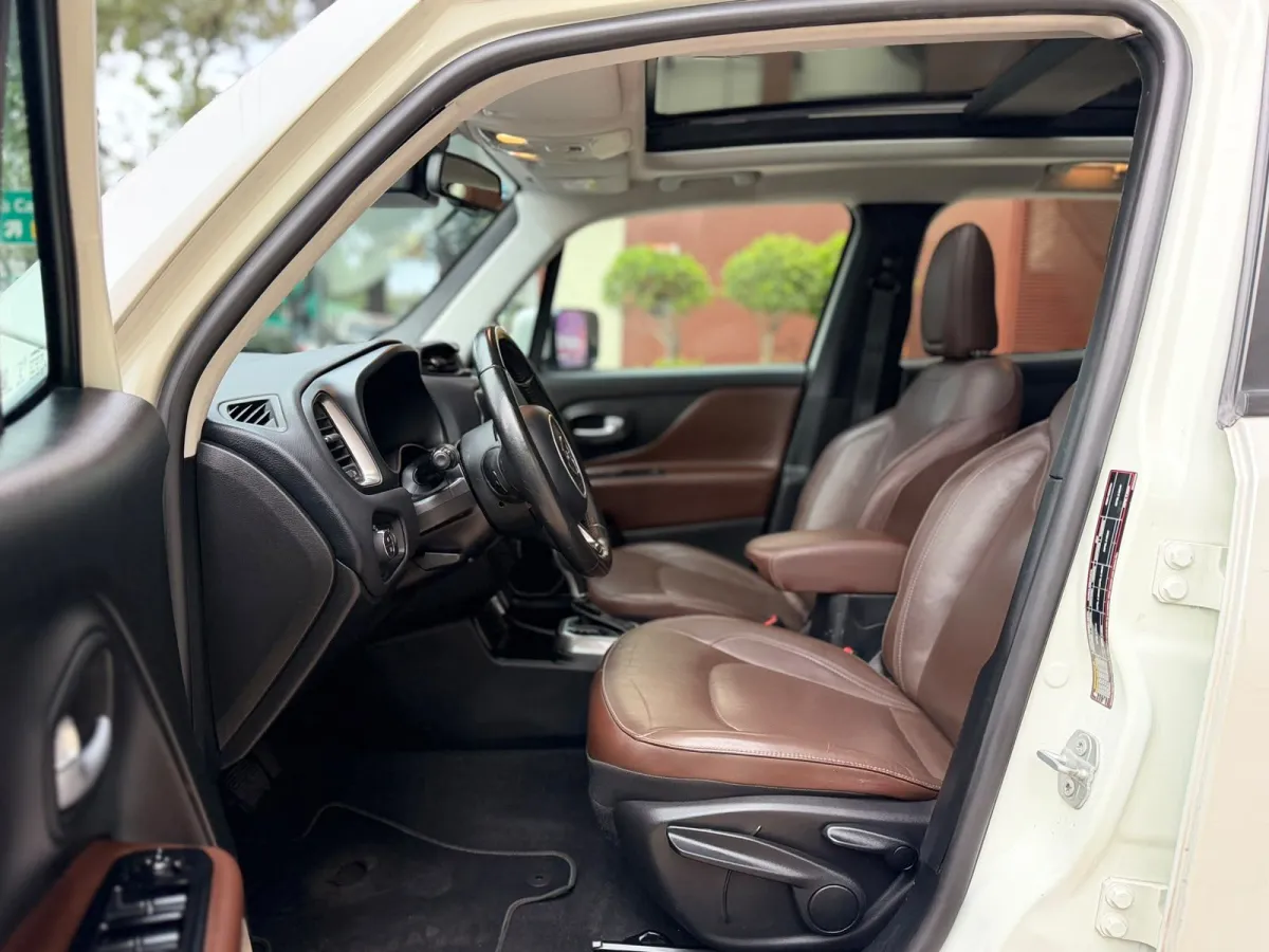 JEEP RENEGADE LIMITED BRONZE EDITION 2021