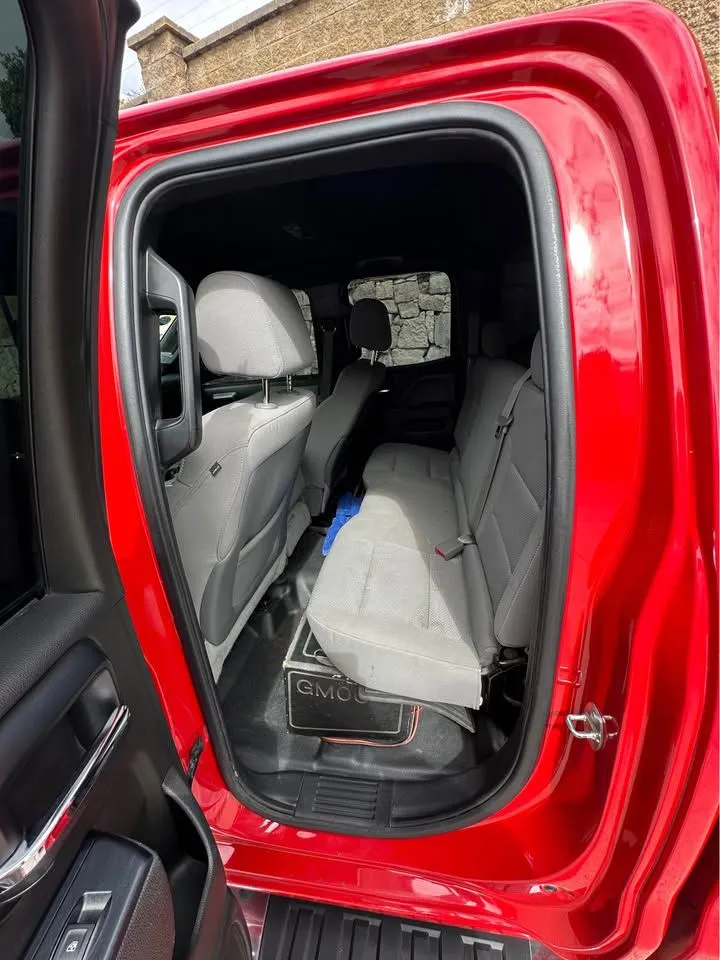 Chevrolet Silverado 2500 2014 | ¡V8, Solo 64k km y Lista para Exigentes!