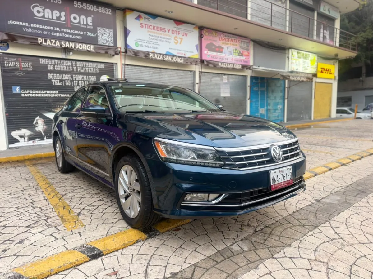 VOLKSWAGEN PASSAT HIGHLINE 2018