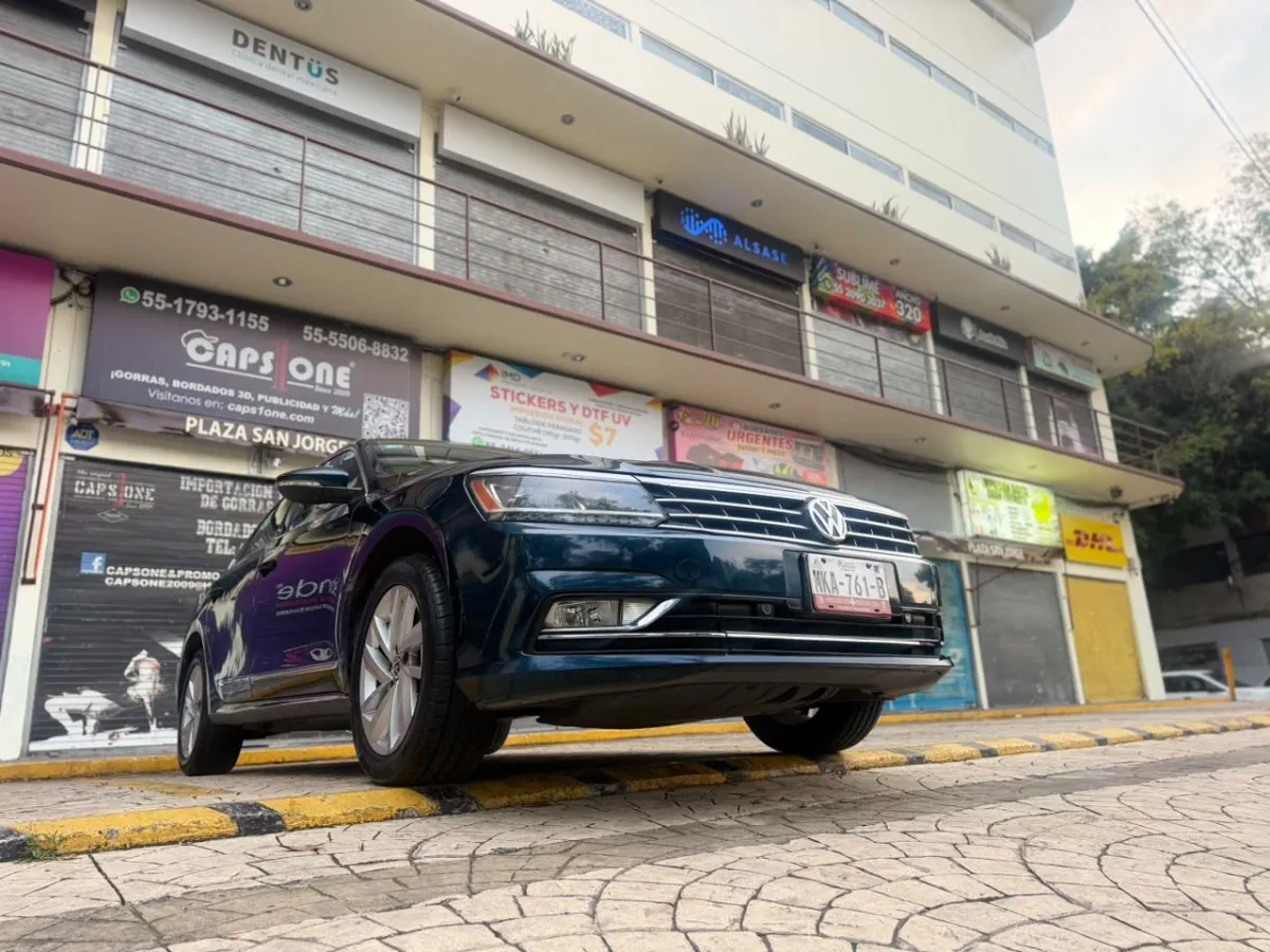 VOLKSWAGEN PASSAT HIGHLINE 2018