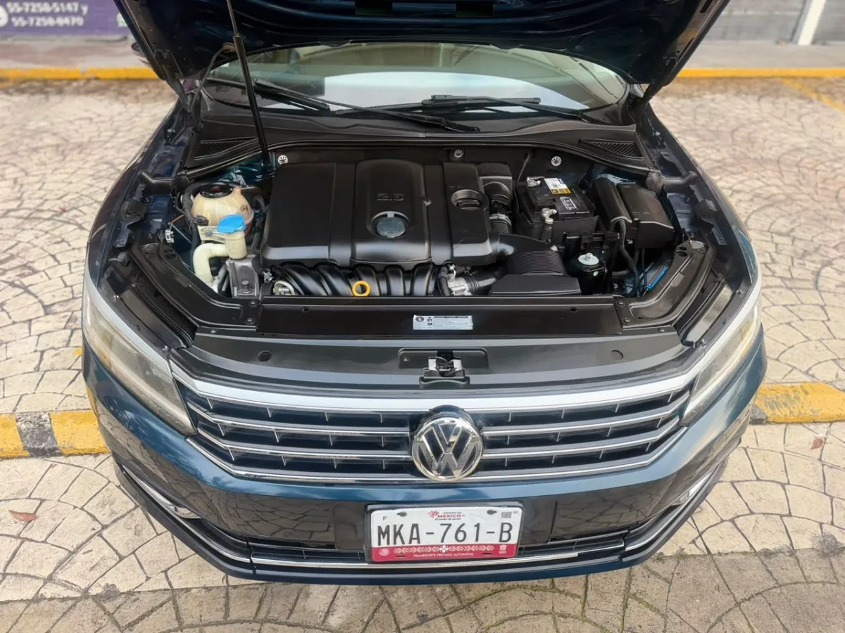 VOLKSWAGEN PASSAT HIGHLINE 2018