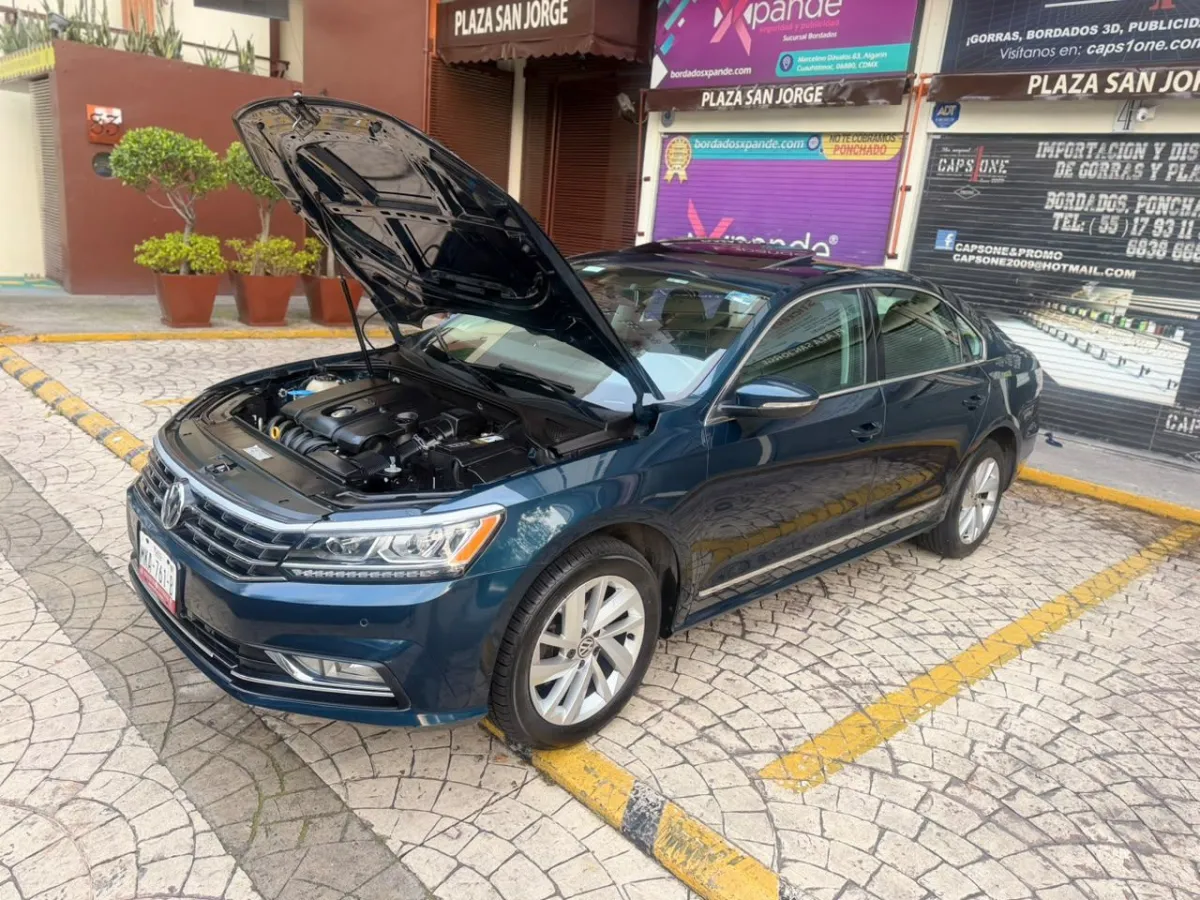 VOLKSWAGEN PASSAT HIGHLINE 2018