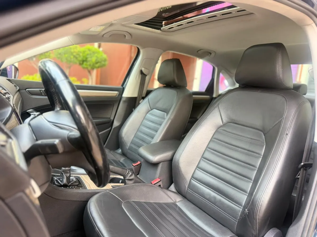 VOLKSWAGEN PASSAT HIGHLINE 2018