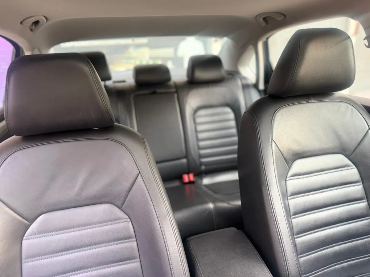 VOLKSWAGEN PASSAT HIGHLINE 2018