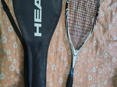 Raqueta de Squash Wilson Blanca + Funda HEAD
